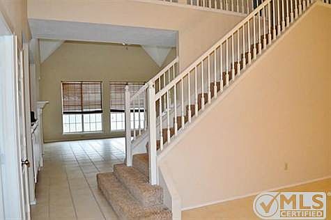 4th image of 2613 Vistaview Dr
