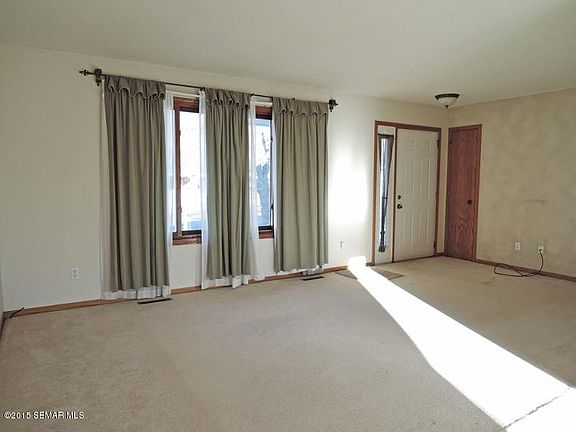 3rd image of 1775 Hemlock Ave