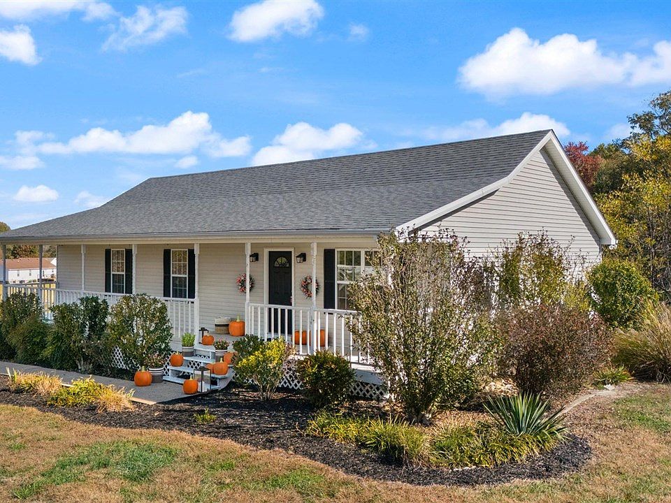 1st image of 255 Woosley Dr