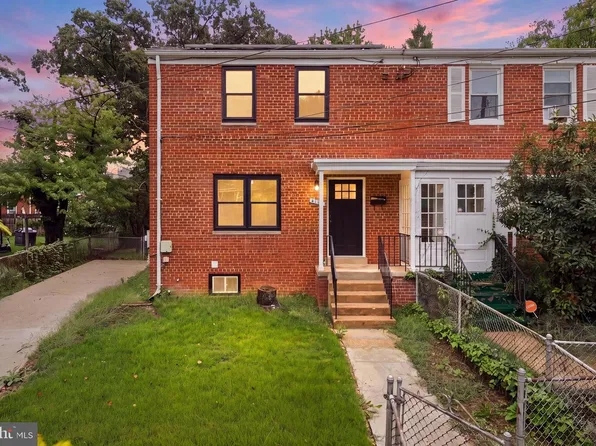 4116 Atmore Pl, Temple Hills, MD 20748