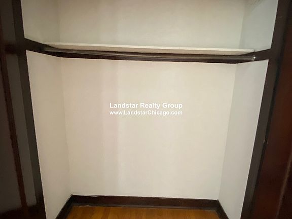 3rd image of 2559 W Montrose Ave #2B