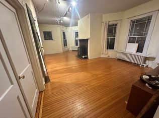 8 Hurlbut St #1, Cambridge, MA 02138