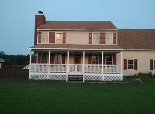 1325 Freeman Mill Rd, Suffolk, VA 23438