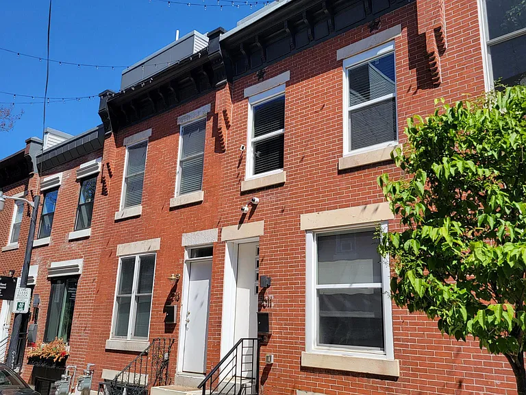 3011 W Cabot St — Photo 9