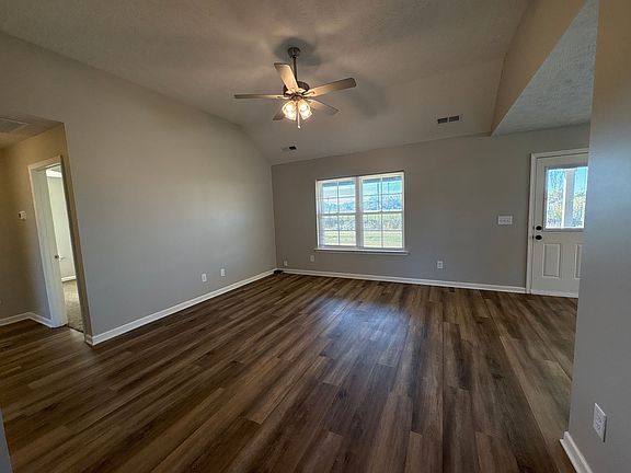 4th image of 201 Meadowbrook Dr Lot 7