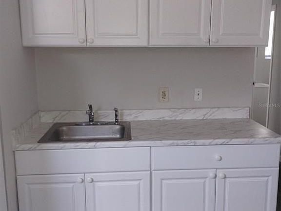 2nd image of 1031 15th St S #B