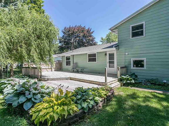2nd image of 2166 Barberry Ln