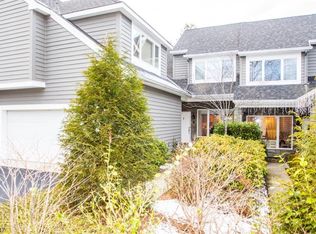 126 Brewster Rd #126, Wyckoff, NJ 07481