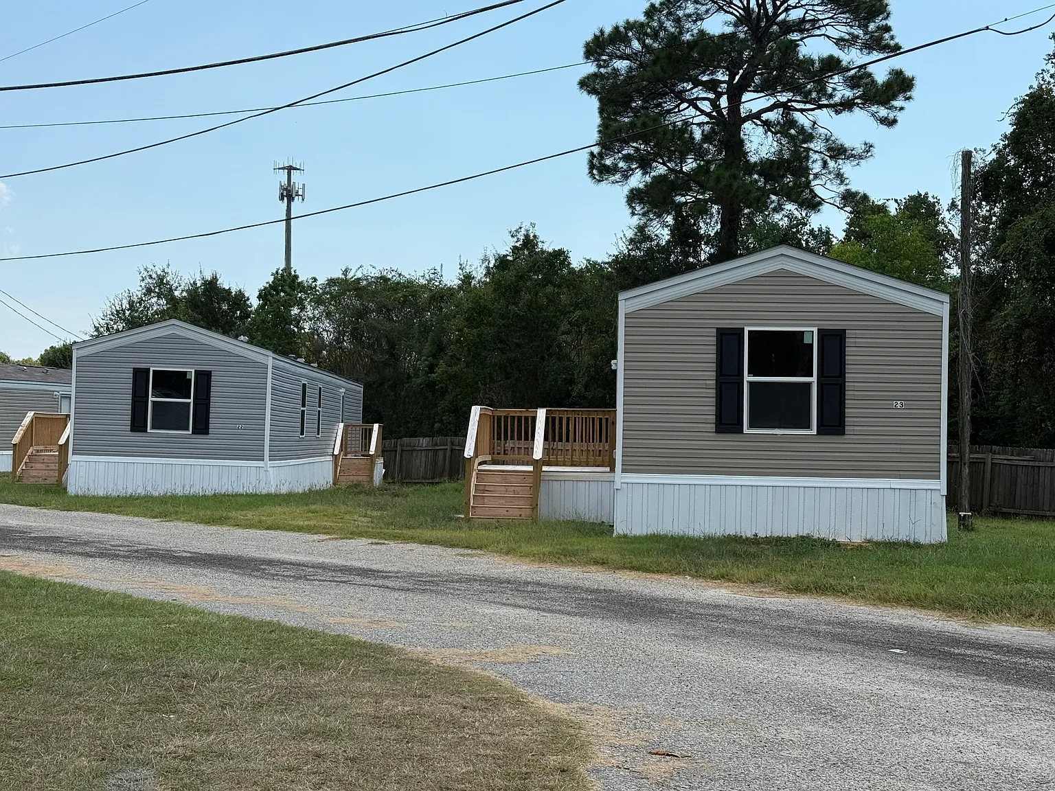 3 bed, 924 sqft, $1,200 — Photo 2