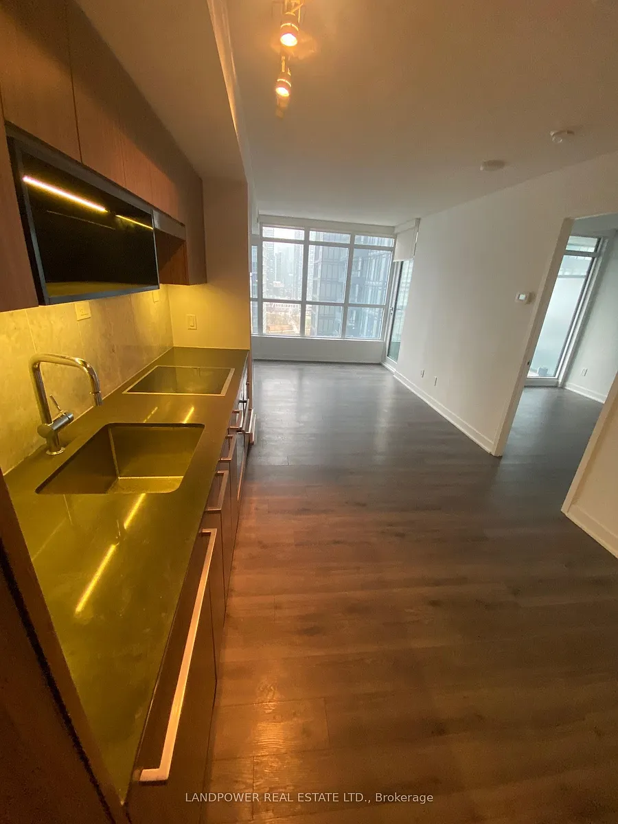 Building Photo - 80 Queens Wharf Rd #1708