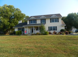 8720 Country Side Dr, Dalton City, IL 61925