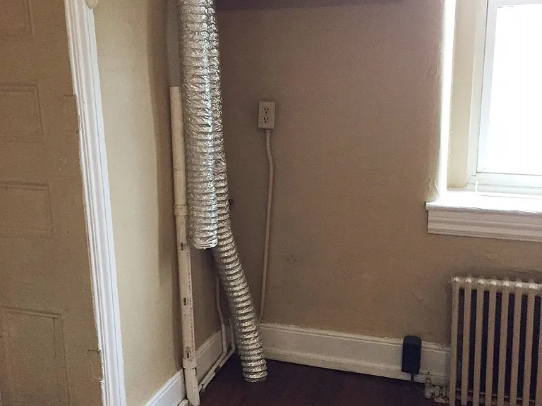 2 E Broad St #2 — Photo 7