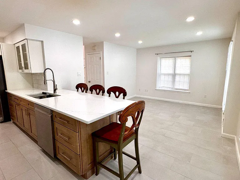 78 Beacon Pl — Photo 18