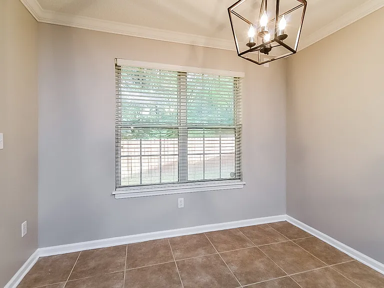 7214 Grapetree Trl — Photo 5