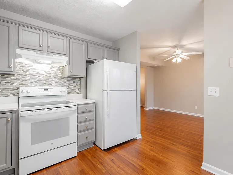 5454 Blue Oak Dr — Photo 4