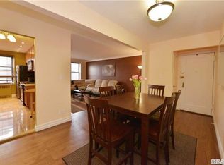 6615 Wetherole St APT E4, Flushing, NY 11374