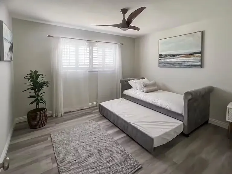 7771 Ellis Ave — Photo 15