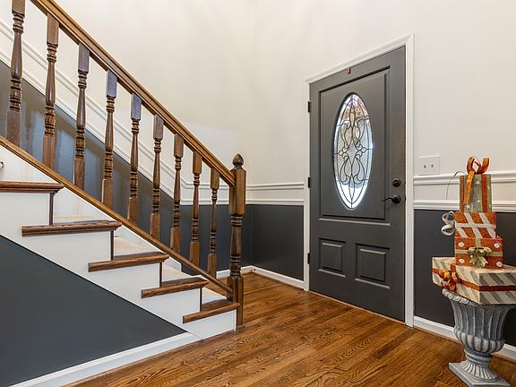 4th image of 4327 Windsong Cir