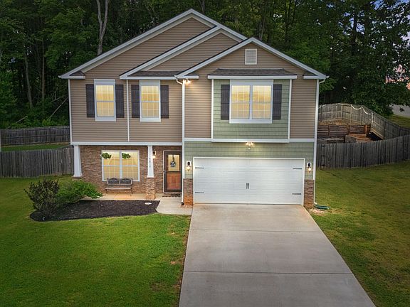 5th image of 4800 Birchcrest Ln