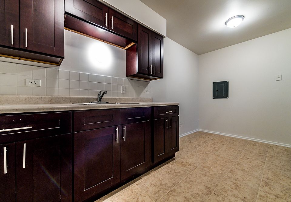 1st image of 4206 Lindenwood Dr #4212-3NW