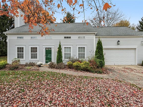 2nd image of 10202 Brighton Cir
