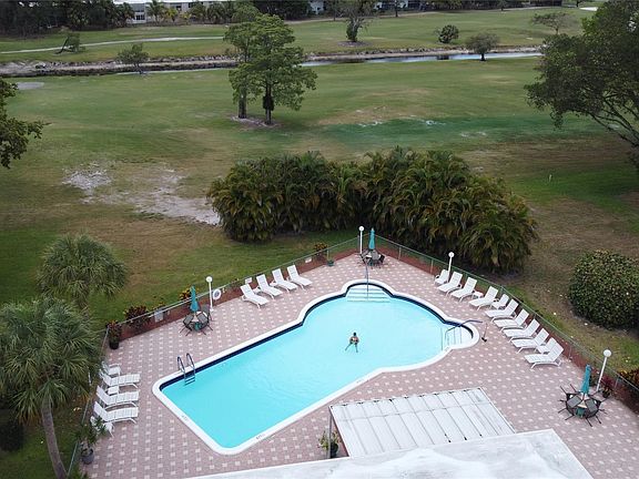 3rd image of 1015 Country Club Drive #306