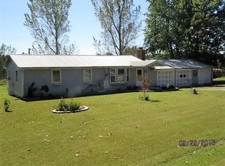 886 State Highway M, Niangua, MO 65713