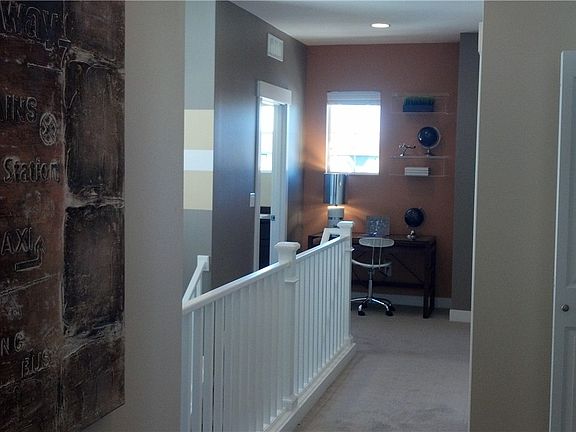 5th image of 1573 NE Falls Dr