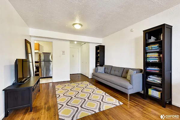 Rented by Oxford Property Group | media 3