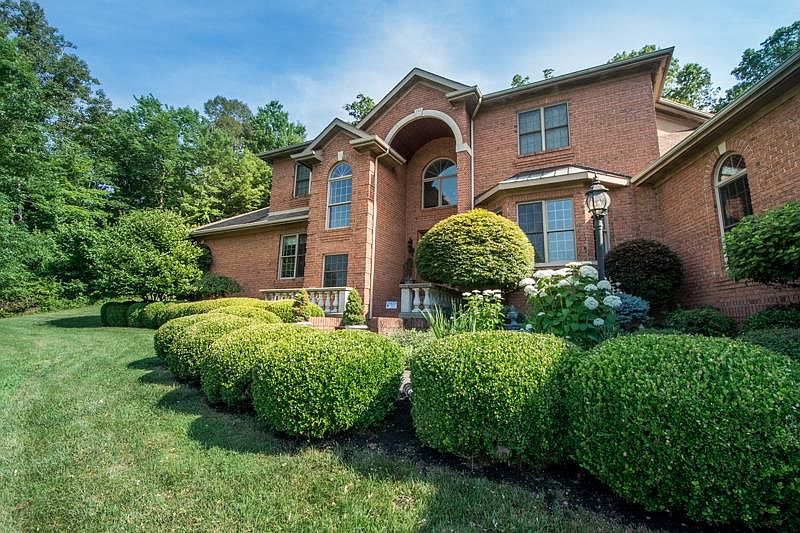 1st image of 3311 Brookwood Dr