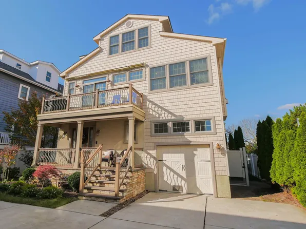 9513 Winchester Ave, Margate, NJ 08402