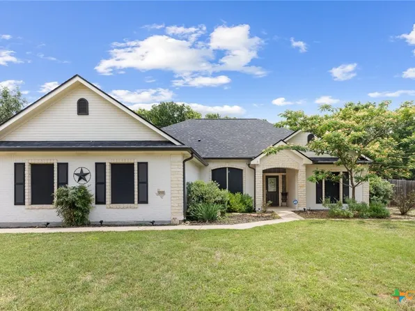 10111 Southshore Dr, Salado, TX 76571