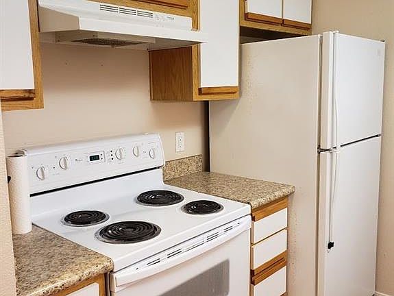 5th image of 519 Southwest Pkwy APT 103