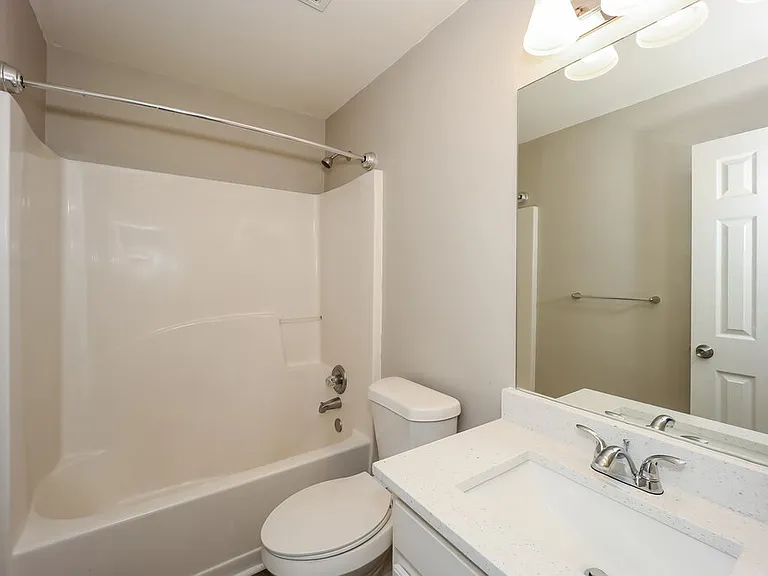 4423 Ravenwood Dr — Photo 16