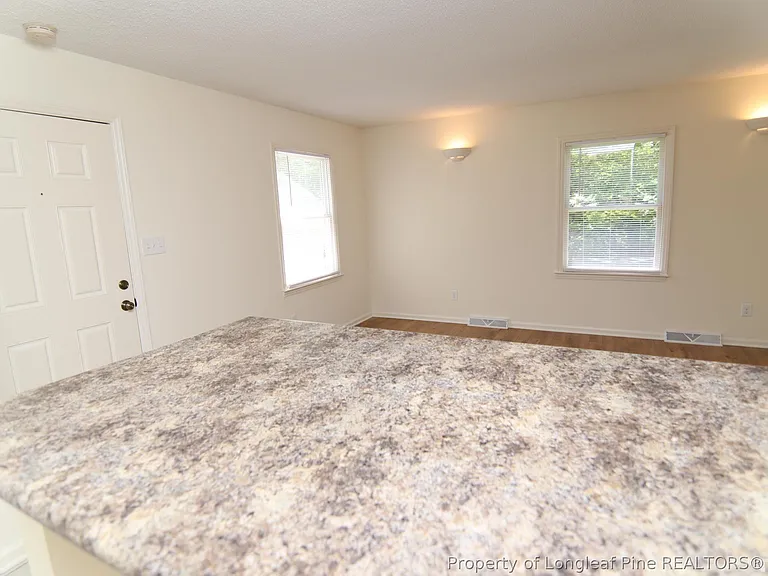 6114 Deerwood Pl — Photo 8