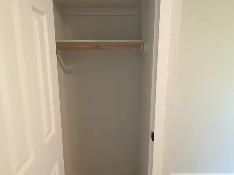 1911 Maple St — Photo 15
