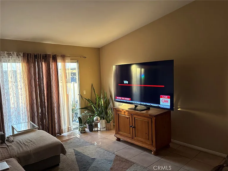 855 Tangerine St — Photo 10