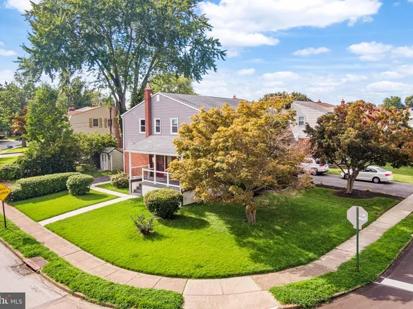 725 Hood Rd, Swarthmore, PA 19081