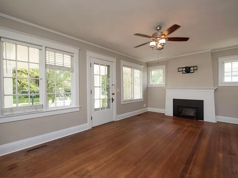 720 Owen St — Photo 3