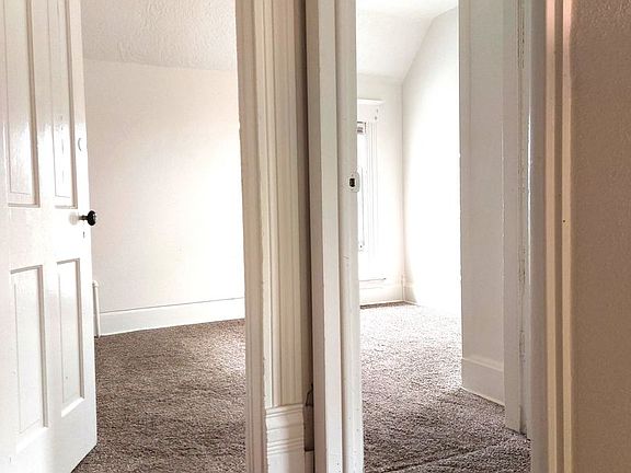 4th image of 1528 9th Ave #10c1bb565