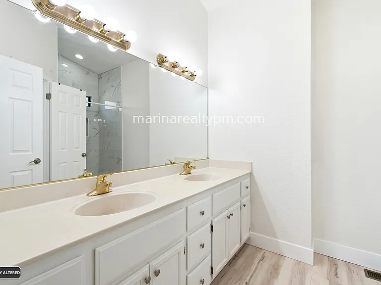 208 Buttercup Cir — Photo 22