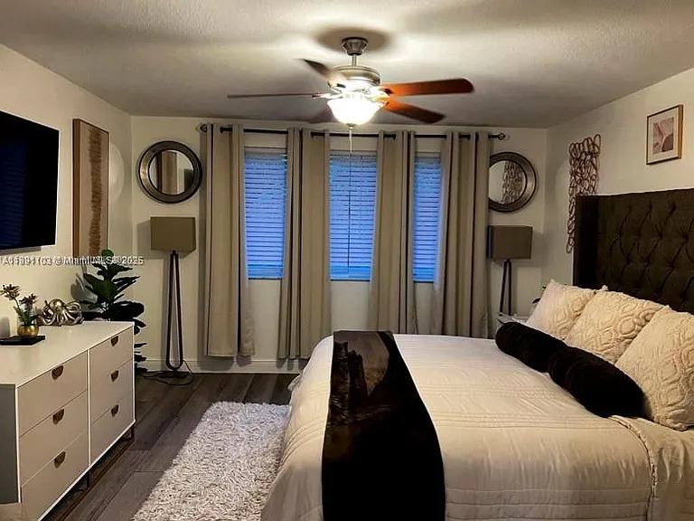 12591 NW 57th Pl #TOWNHOUSE — Photo 5