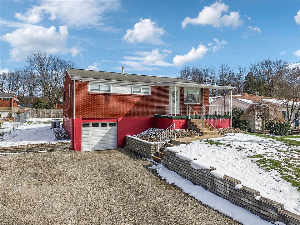 1st image of 525 New Market Dr