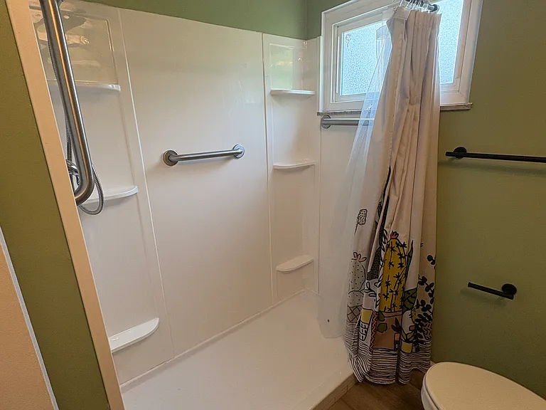 1624 Sillview Dr — Photo 25