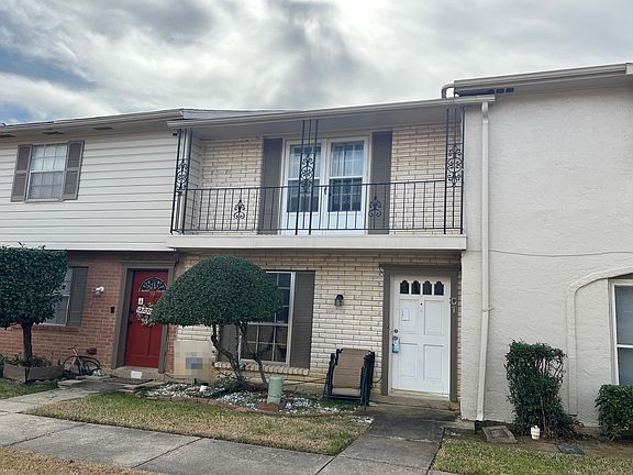 2nd image of 61 W Townhouse Ln #17
