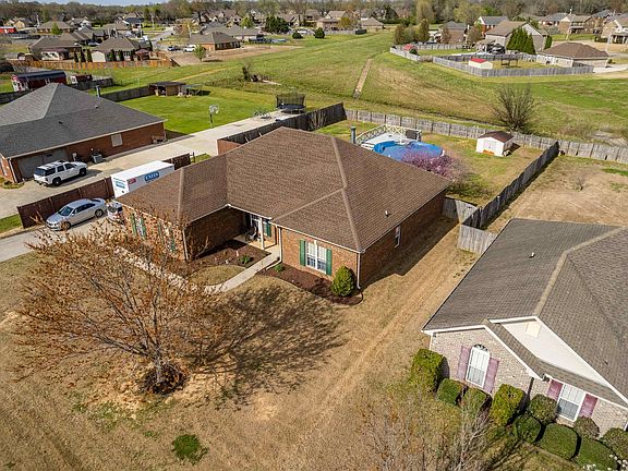 3rd image of 313 Smokey Hills Ct