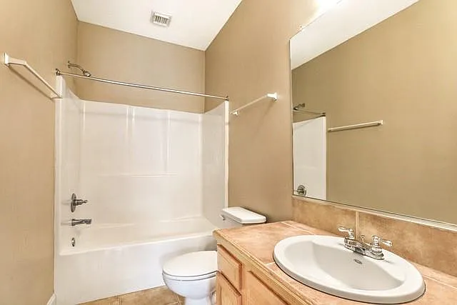 565 Ramon St #A — Photo 7