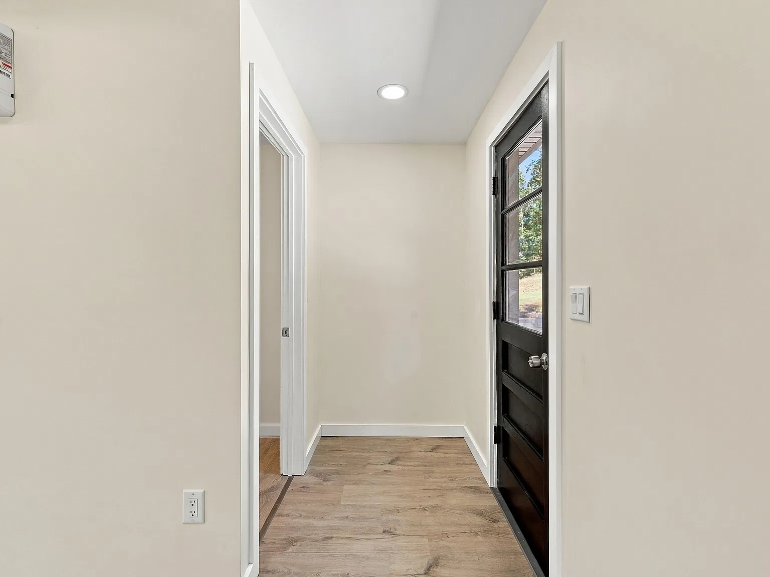 3 bed, 1342 sqft, $1,800 — Photo 4