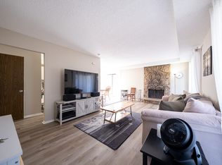 2125 Tamarin Trl, Golden Valley, MN 55427