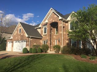 582 Colchester Dr, Oswego, IL 60543
